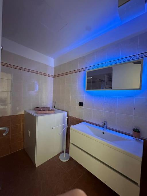 San Luca View Apartment โบโลญญา ภายนอก รูปภาพ